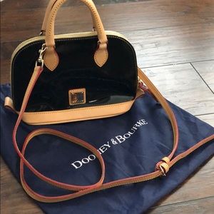 Dooney & Bourke patent leather Crossbody